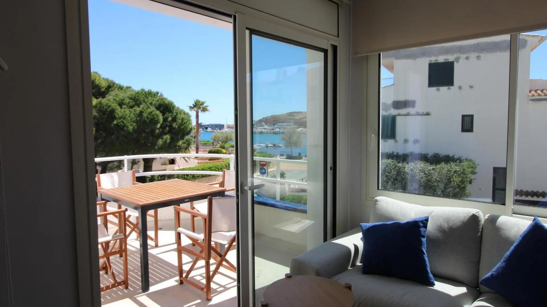 Mistral - Apartamento Acogedor, Luminoso Y De Ambiente Moderno Con Terraza Vista Mar. - Es-228-143 Llança İspanya