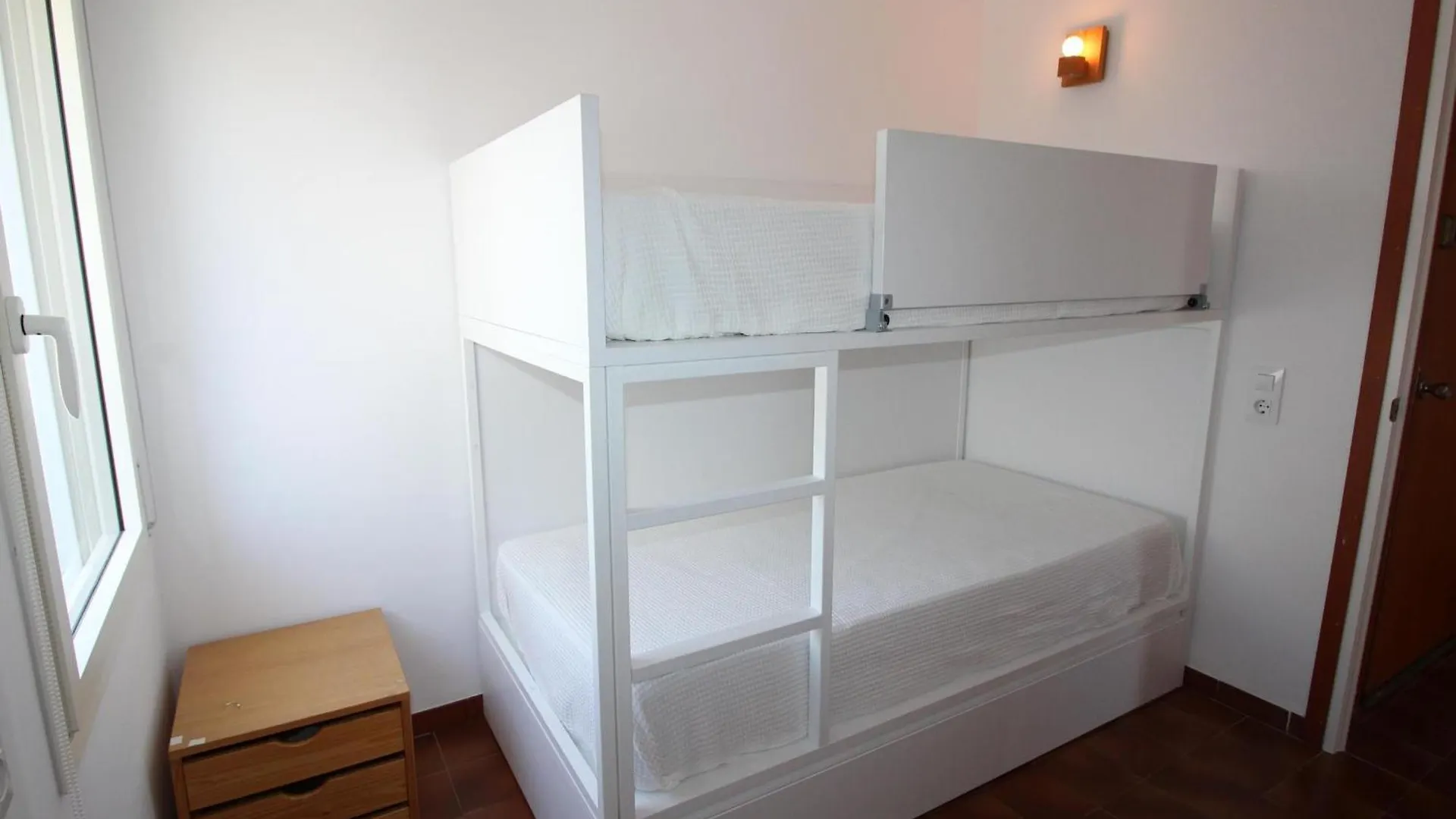 公寓 Mistral - Apartamento Acogedor, Luminoso Y De Ambiente Moderno Con Terraza Vista Mar. - Es-228-143 兰卡